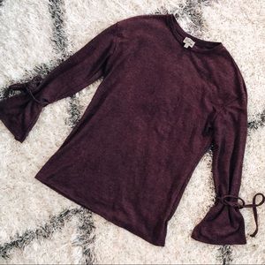 🌻Como Vintage Bell Sleeve Top